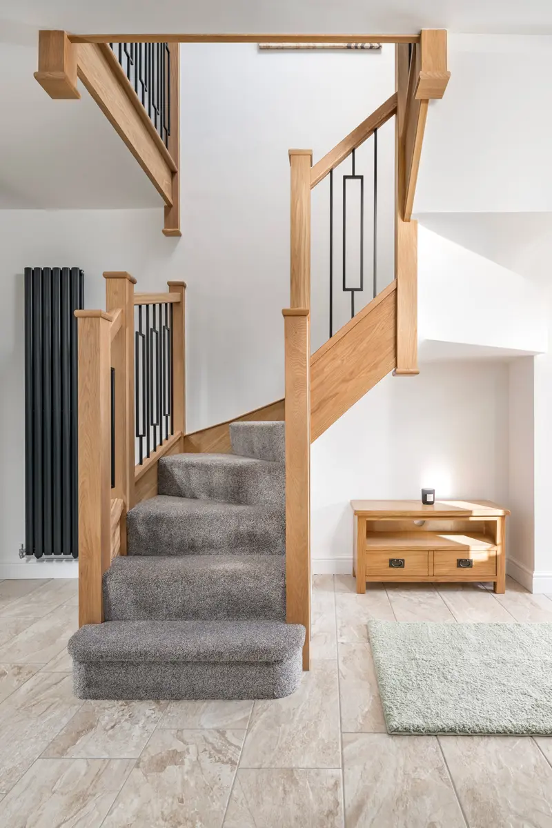Oval Black Metal Spindles