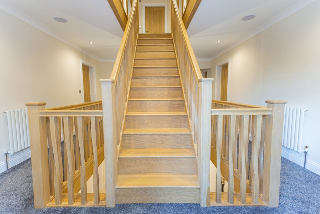 Full Oak with Square Twist Spindles 34